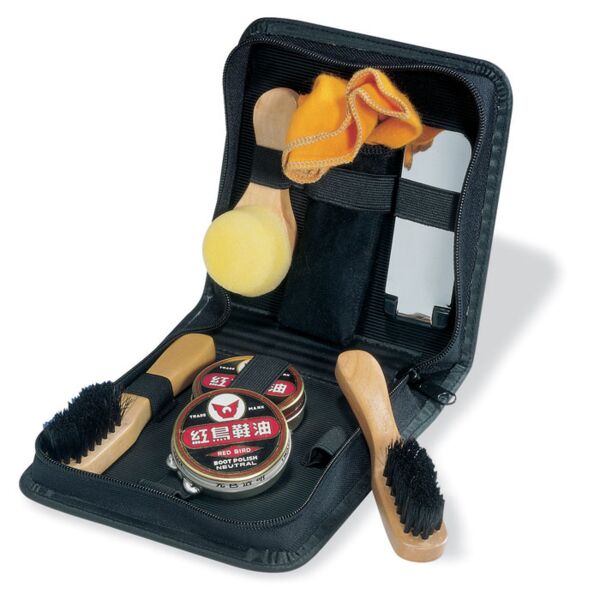 Shoe polish kit Thumbnail