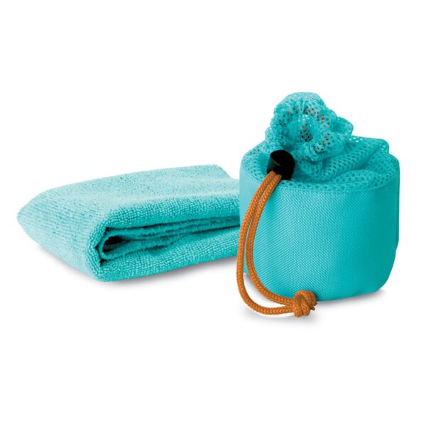 Fitness towel in mesh pouch Thumbnail